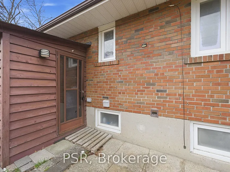 27 Kingsview Blvd #1 — Photo 20