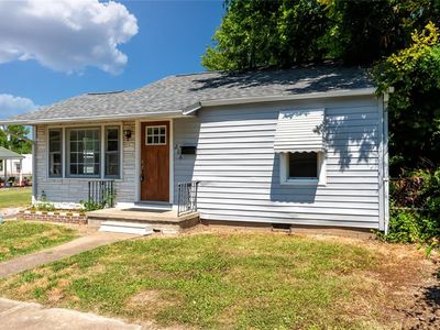 208 N 8th St, Herrin, IL, 62948