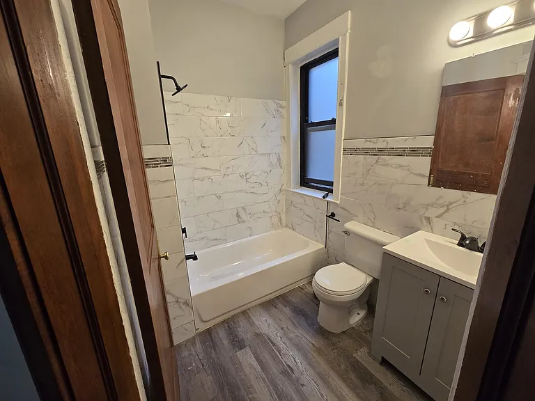 4939 S Vincennes Ave #3 — Photo 5