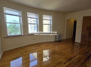 4913 Louise St FLOOR 3, Skokie, IL 60077