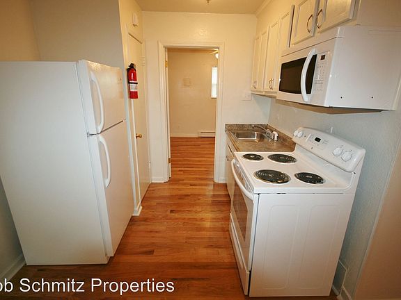 3rd image of 1212 W Chapel Hill St APT 4