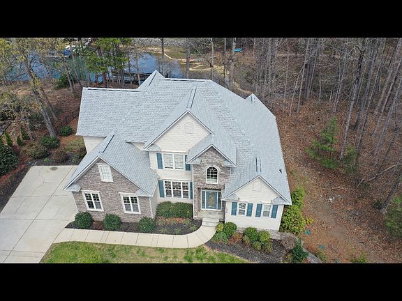 2nd image of 329 Stumpy Creek Rd