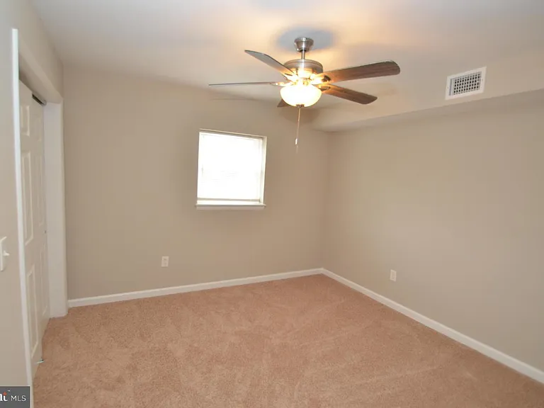 311 E 4th St #1 — Photo 12