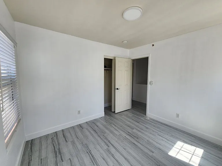 10256 Franford Ct — Photo 26