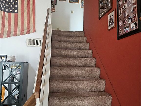 3rd image of 12274 Daisy Ct