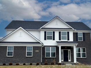 23161 Richard, South Lyon, MI 48178