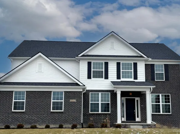 23161 Richard, South Lyon, MI 48178