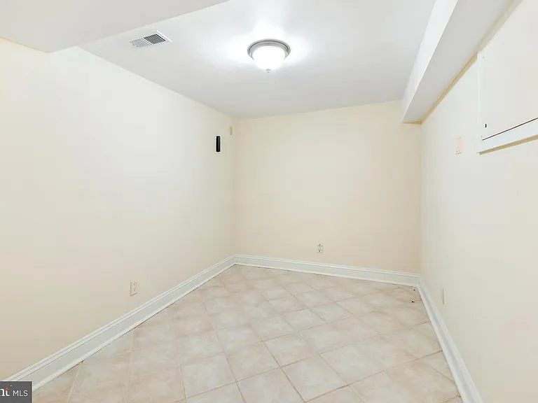4900 Indian Ln NW — Photo 43