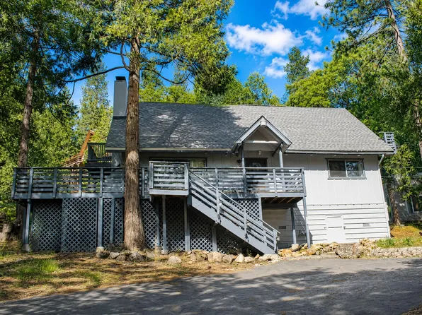 2424 Silver Dr, Arnold, CA 95223