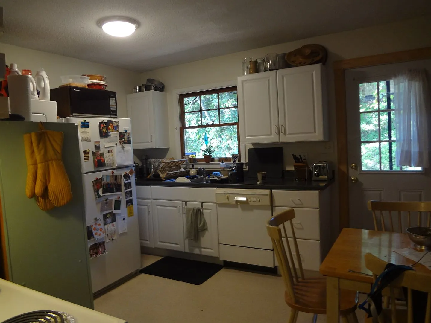432 S. Greensboro St — Photo 3