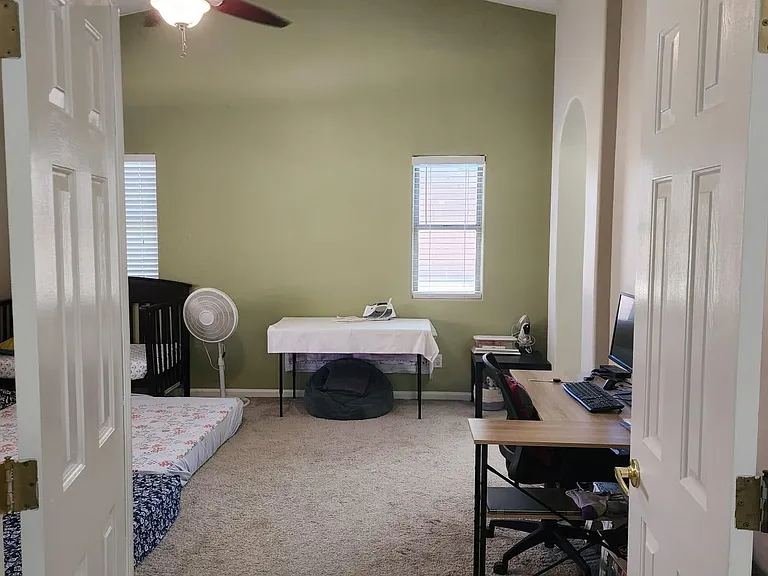743 W Oxford Ln — Photo 19