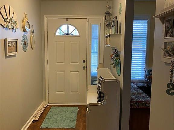 2nd image of 5323 Bombay Dr