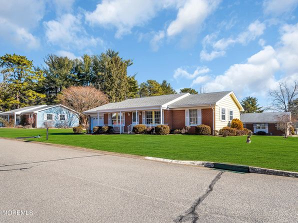 55 Franklin Lane, Whiting, NJ 08759