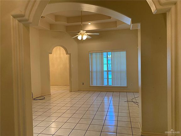 2nd image of 3401 W Gardenia Ave