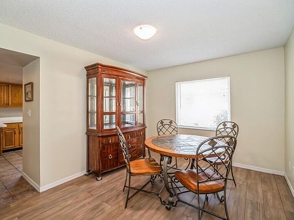 5th image of 3020 Demaret Dr