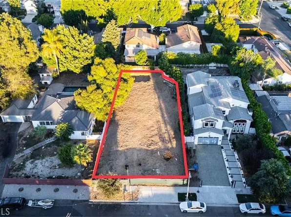 6218 Matilija Ave, Van Nuys, CA 91401