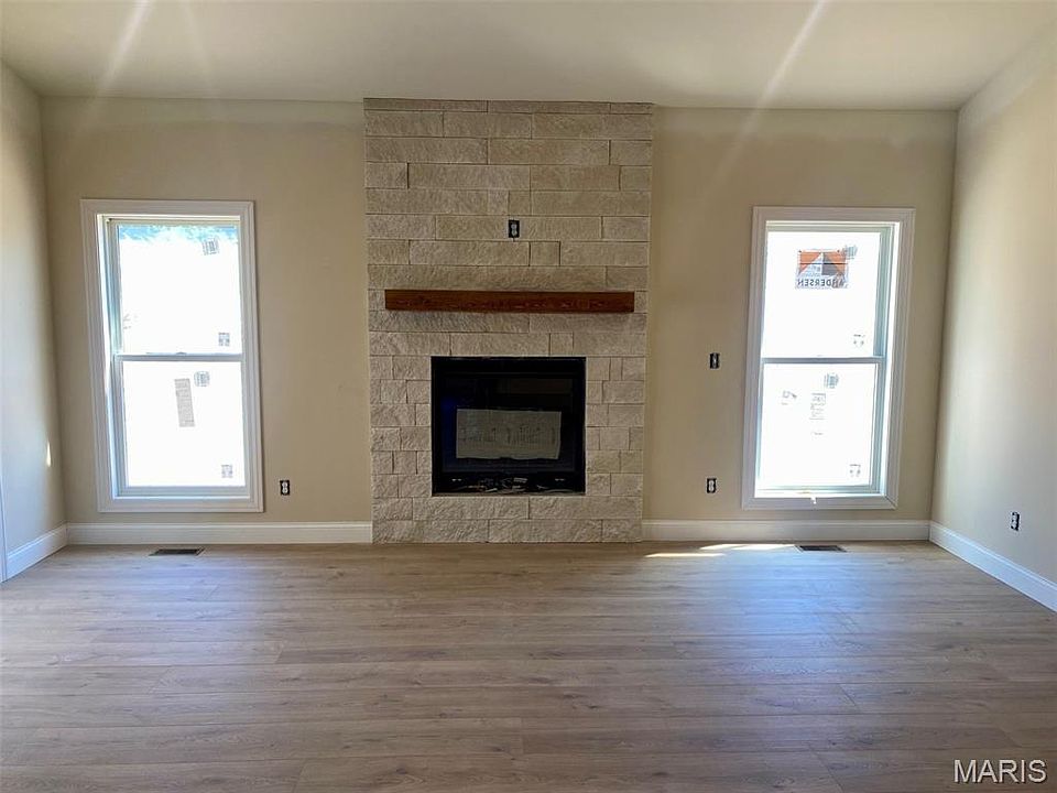 2nd image of 230 Cedar Berry Dr