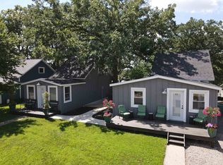 57/61 Dewey St, Arnolds Park, IA 51331