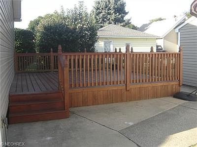 5th image of 639 Essex St