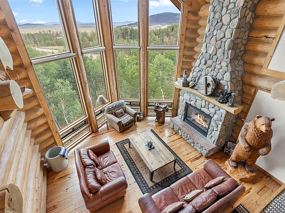 3rd image of 1586 Sheep Ridge Road