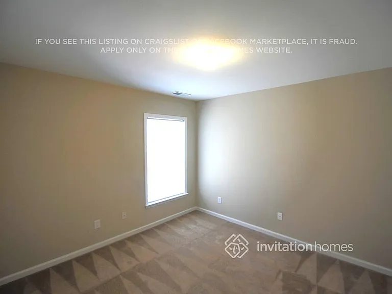 4402 Walforde Blvd — Photo 9