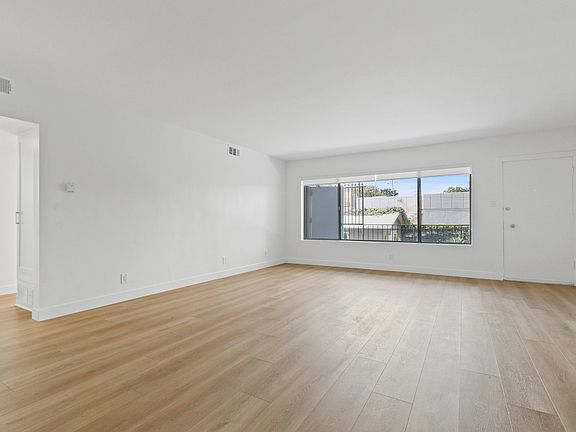 2nd image of 1128 7th St #105