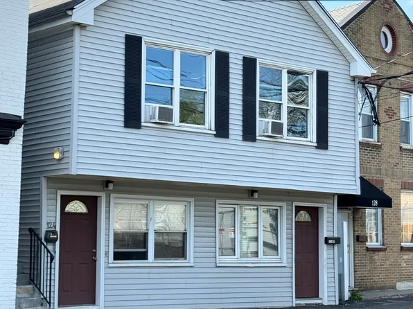 124 River Road Ext #B, Cos Cob, CT 06807