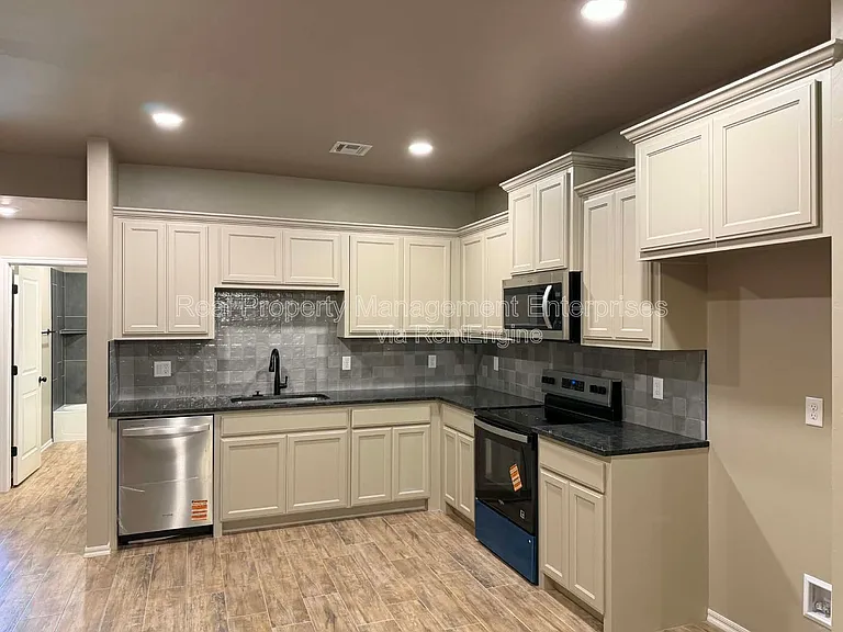 29174 Osage Hills Dr — Photo 6