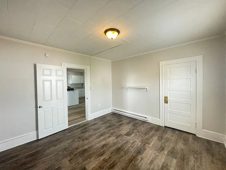 551 Somerville St #3 — Photo 8
