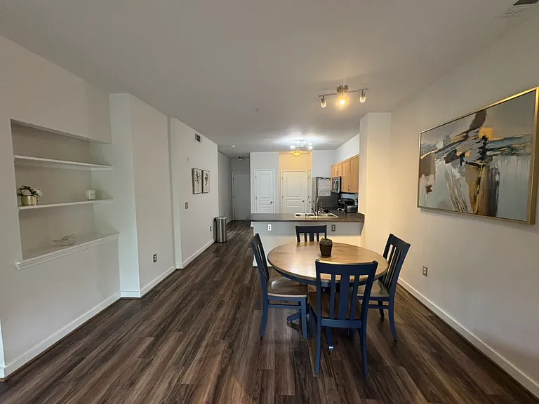 2020 5th Ave S #441 — Photo 3