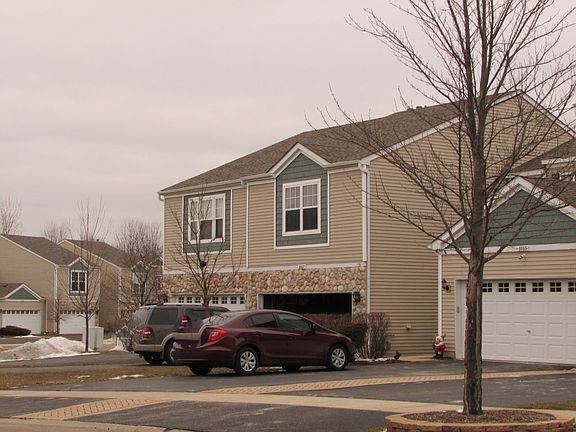3rd image of 3967 Blackstone Dr