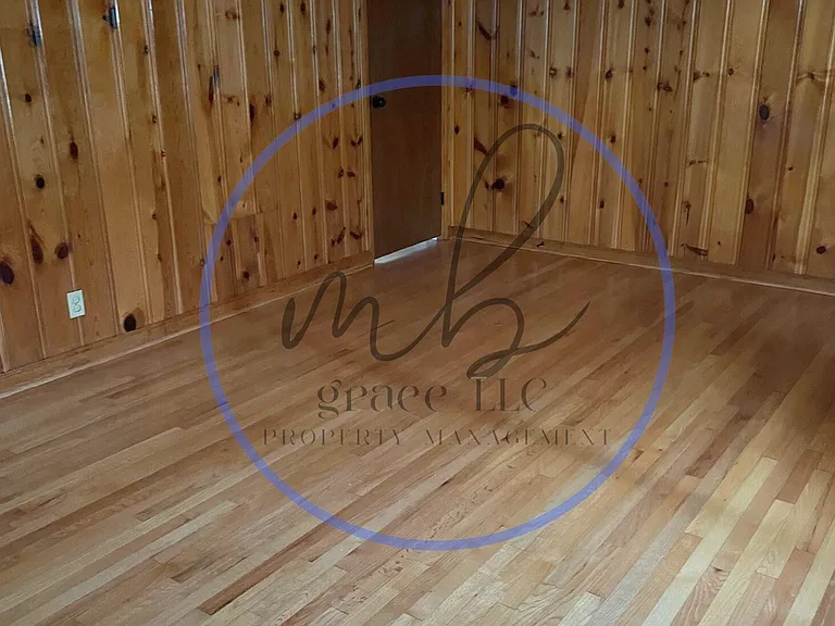 5705 Creighton St — Photo 12