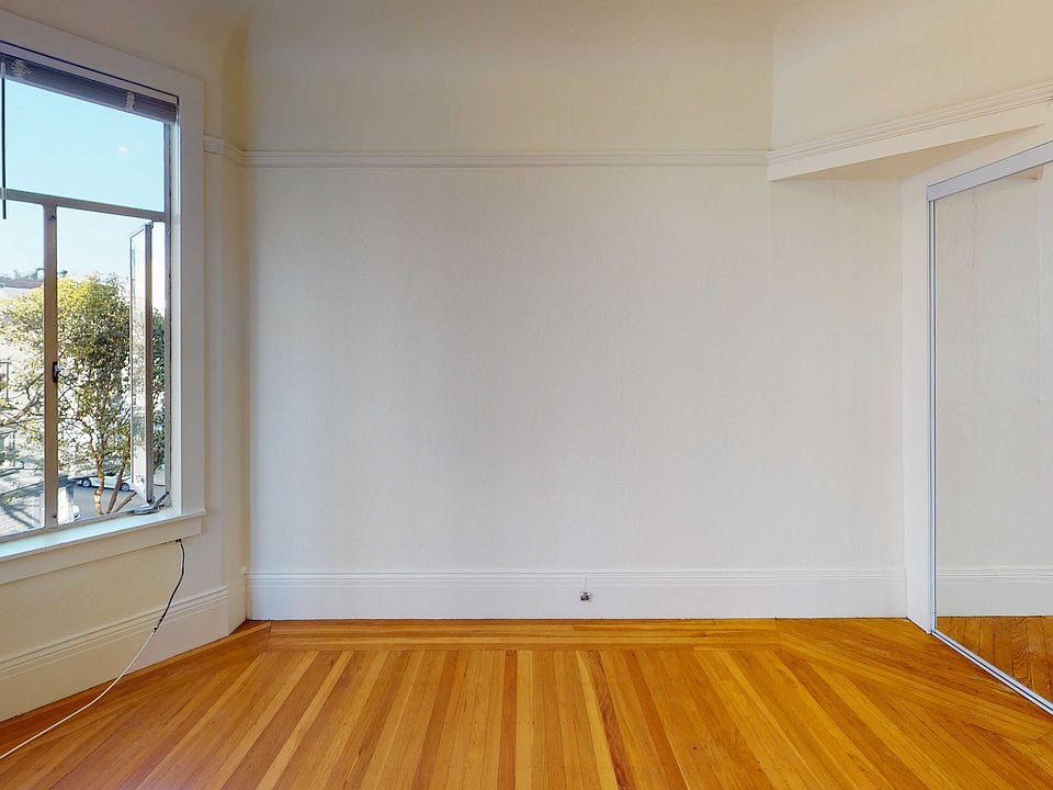 2nd image of 1046 Mason St #3