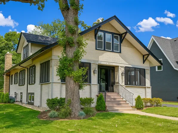 246 S Oak St, Itasca, IL 60143