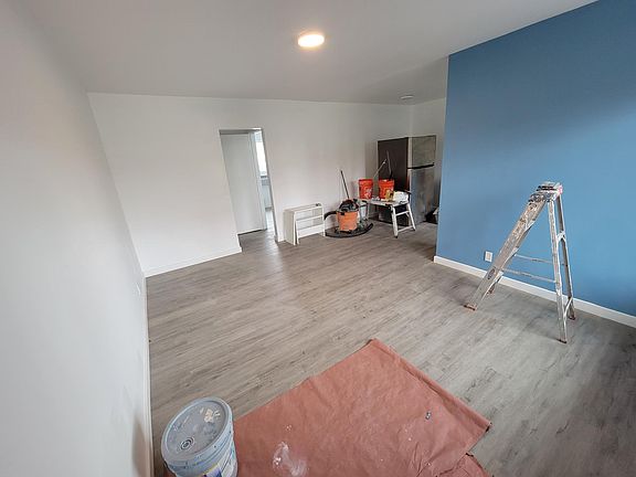 2nd image of 1330 Liberty St #7