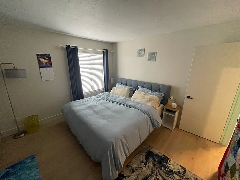 5015 Santa Cruz Ave #303 — Photo 24