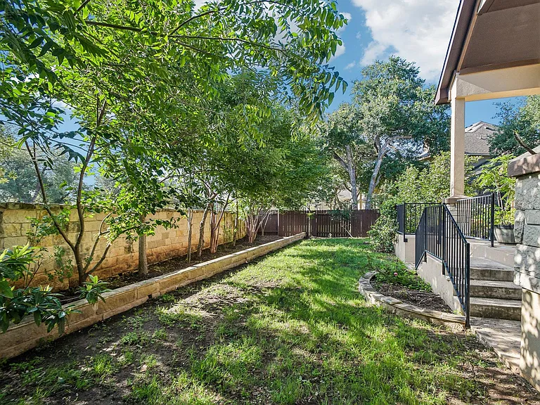 10501 Nicolet Way — Photo 28