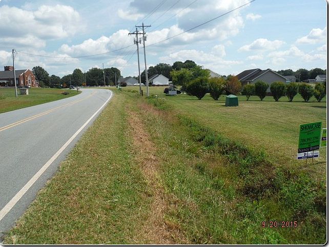 2nd image of 4131 State Highway 182