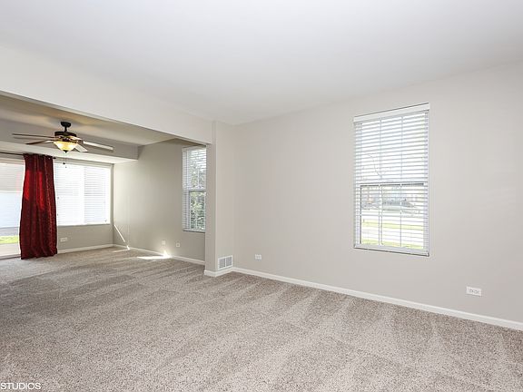 5th image of 634 Four Seasons Blvd