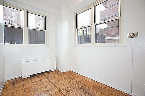 Sold by Barkoff Residential  | media 4