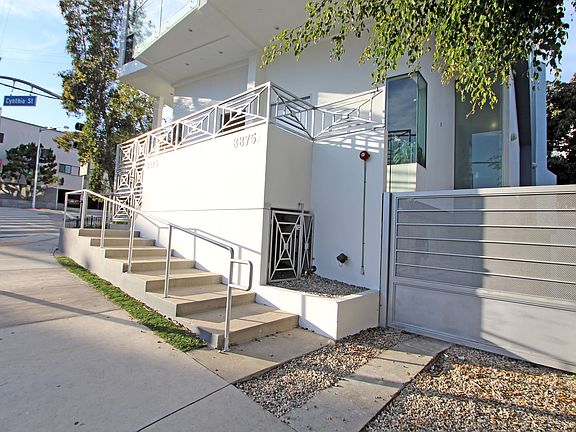 5th image of 8875 Cynthia St