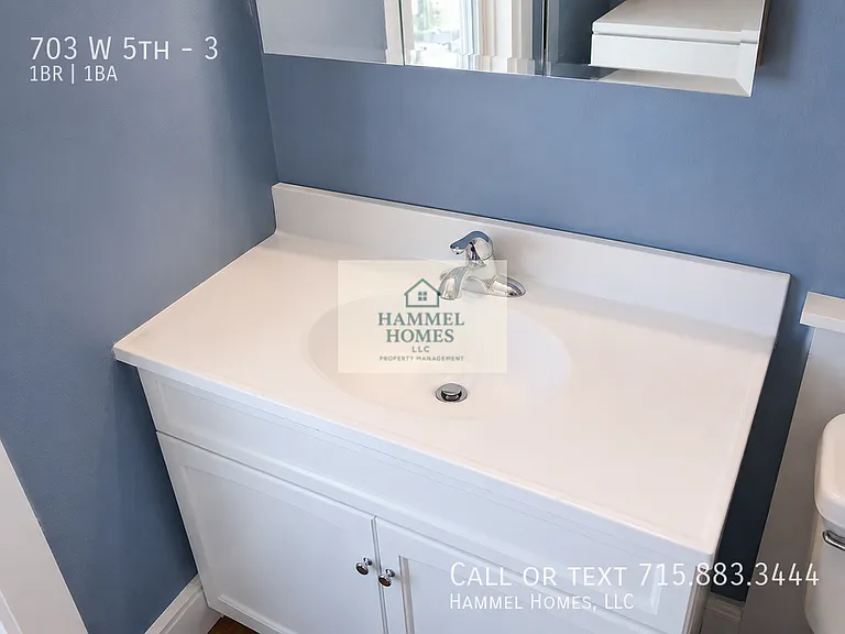 703 W 5th St #3 — Photo 8