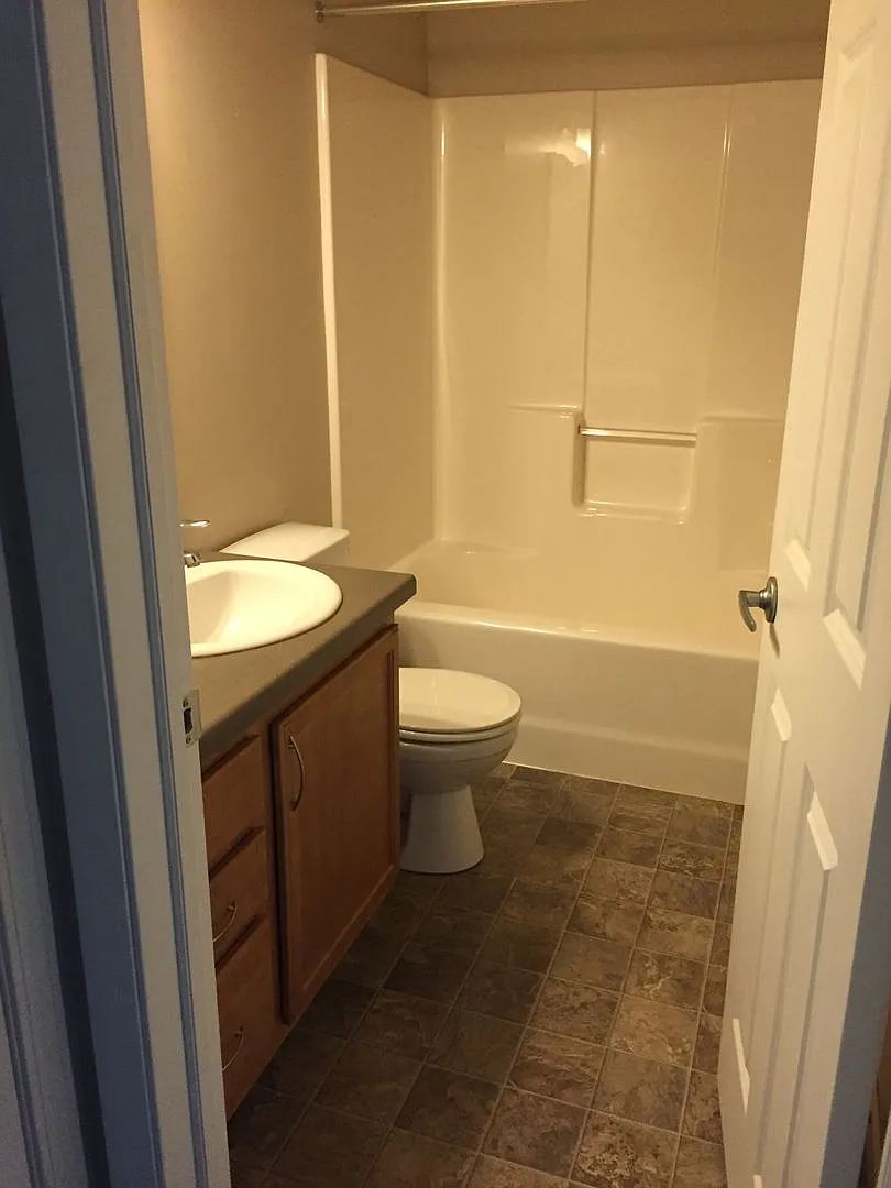 Westport Beach Townhomes — Photo 2