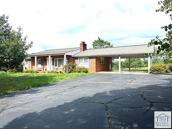 4th image of 380 Orchard Dr