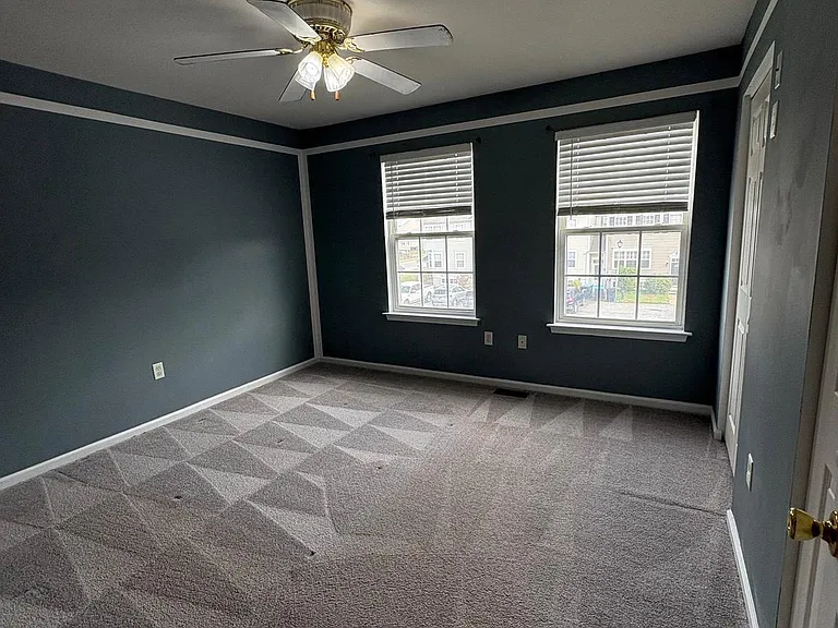 384 Braddock Rd — Photo 8