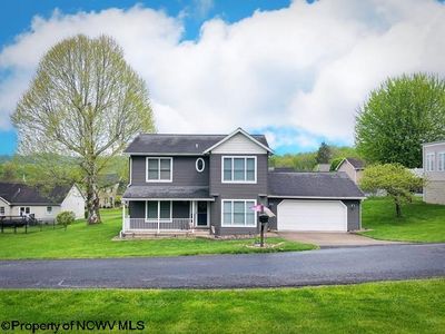 2326 Sunrise Ln, Fairmont, WV, 26554