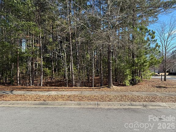 3rd image of 16213 Monnet Place Ct