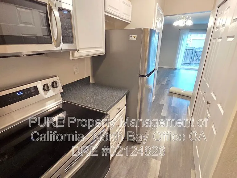 552 Santa Alicia Dr — Photo 3