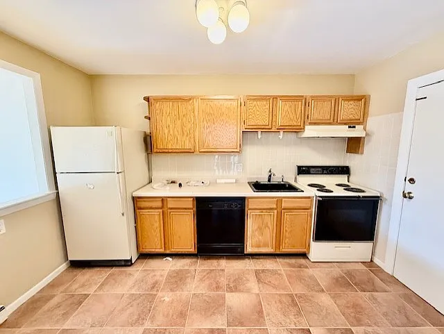 22 Branchfield St #D1 — Photo 7