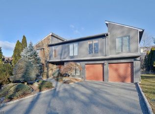 44 Point View Pkwy, Wayne, NJ 07470